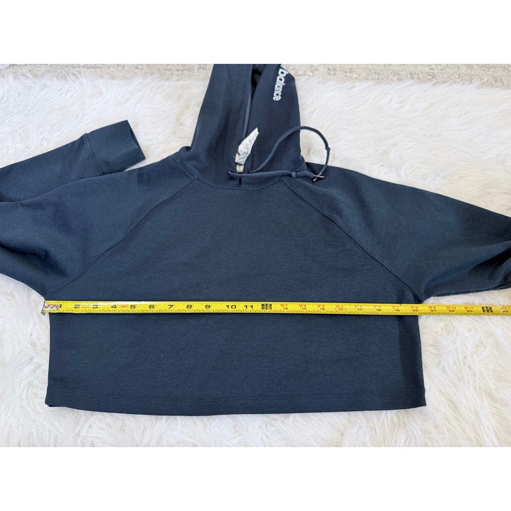 New Balance Athletics USA Cropped Hoodie Navy Raglan Pullover XS - Picture 7 of 7
